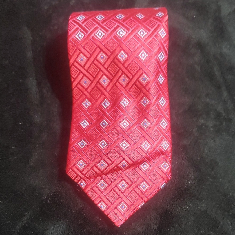Bold Red and Blue Geometric Tie